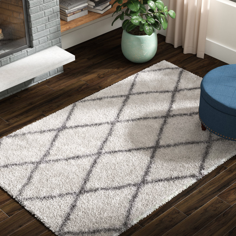 The Twillery Co. Toryn Diamond Lattice 5x8 Shag Area Rug in Ivory and